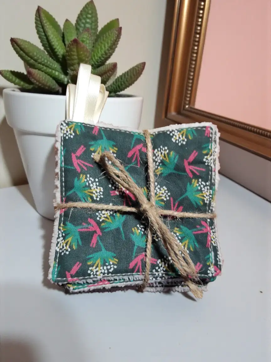 Lot de lingettes (plusieurs coloris disponibles)